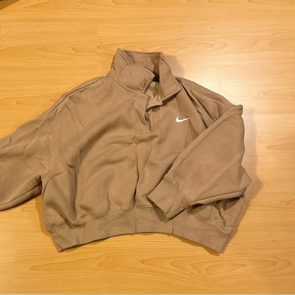 Nike cropped sweater